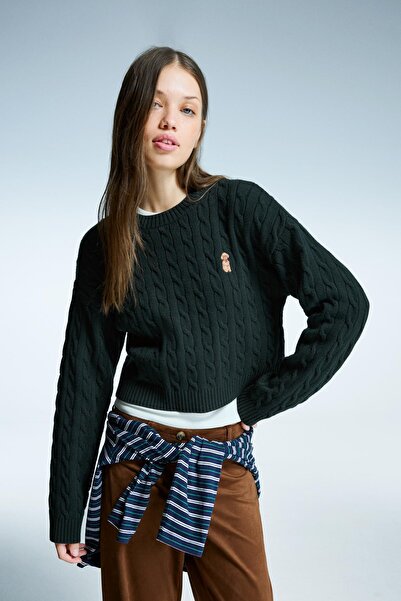 Bershka Embroidered cable-knit sweater