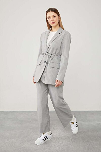 Levidor Gray Belted Striped Pants Suit