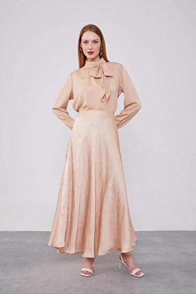 Levidor Beige Satin Crochet Skirt