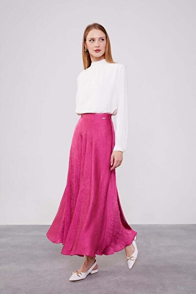 Levidor Satin Rose Crochet Skirt