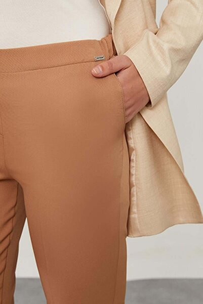 Levidor Camel Elastic Waist Pocket Detail Trousers