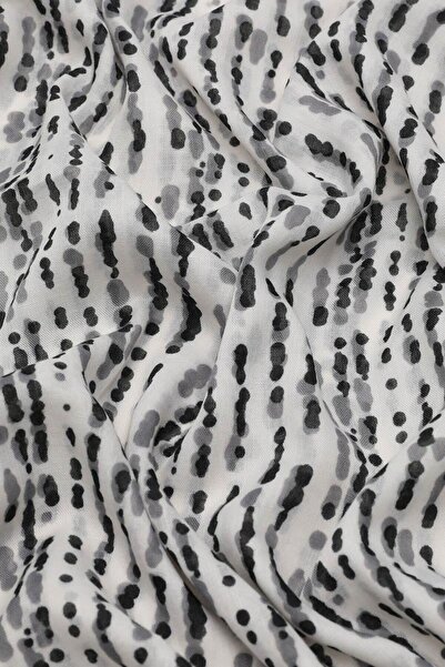 Levidor Light Salmon Relax Dot Shawl