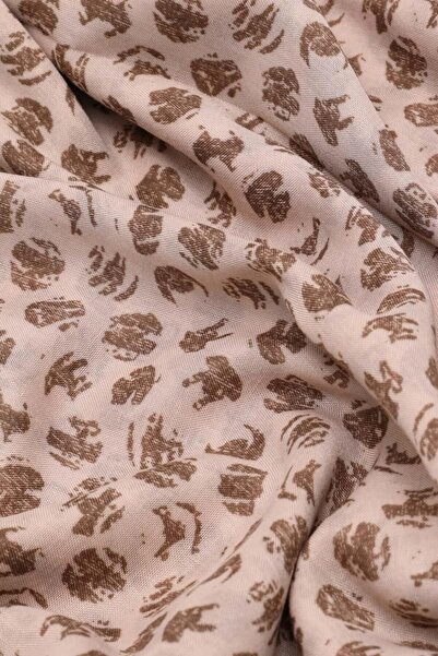 Levidor Cream Relax Brush Polka Dot Shawl