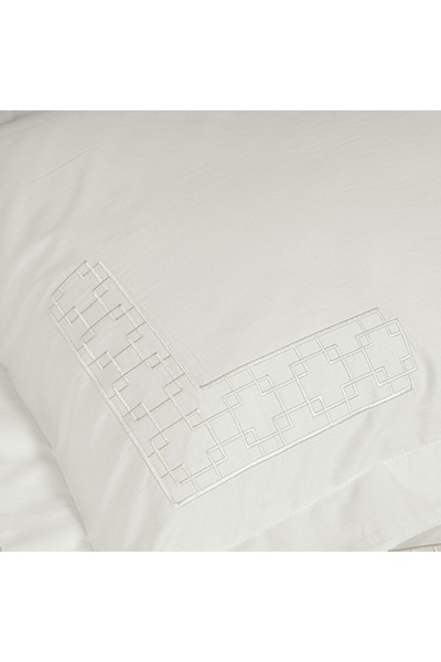 Talis Luxe Ecru Lingerie (Satin Deluxe)