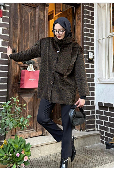 DEFNECE BOUTIQUE Leopard Print Jacket with Scarf - Brown