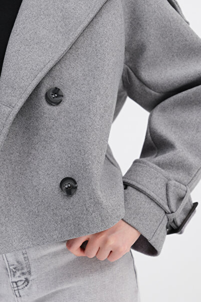 Addax cu două rânduri de nasturi Palton scurt K7604