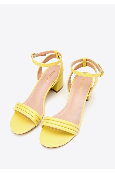Wittchen Sandale galbene cu barete pentru femei din piele