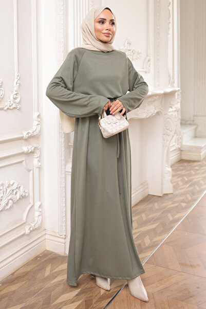 İmajButik Φόρεμα με λαιμόκοψη και ζώνη στη μέση σε χακί χρώμα