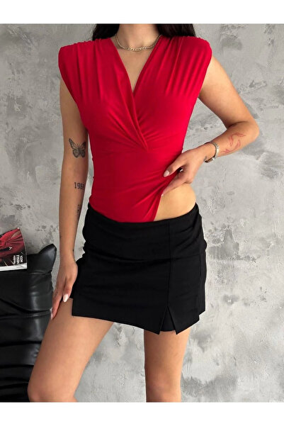 bysoca Kadın Kırmızı Vatkalı Drapeli Kruvaze V Yaka Kolsuz Çıtçıtlı Sandy Kumaş Tanga Bodysuit
