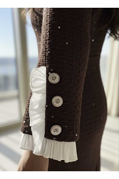 1Moda1Tarz İthal Tüvit Kumaş Düğme Detaylı Astarlı Yırtmaçlı Özel Tasarım Midi Elbise