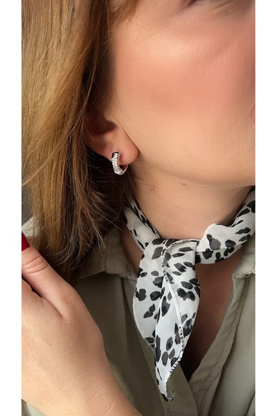 XUPING JEWELRY Halka silver rengi ile zirkon taşlı örgü model küpe