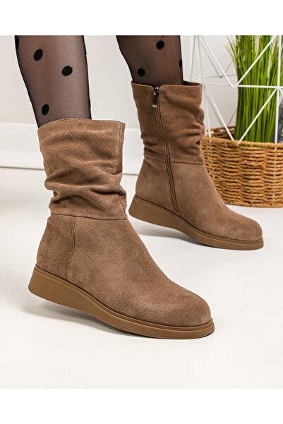 starlike Women's boots made of genuine suede khaki TN6436-2