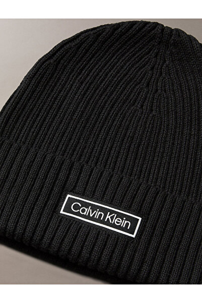 Calvin Klein В'язана шапка з логотипом, суміш бавовни та кашеміру LV04D8053GUB1 Чоловіча шапка LV04D8053G UB1