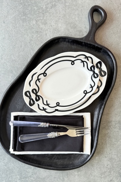 porselenden Bow Tie 2-Piece 25 cm Medium Size Porcelain Black Mezelik Boat Plate with Ribbon Pattern (2 Pcs)