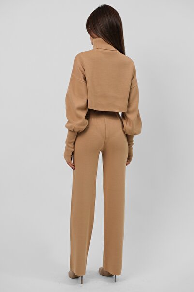 De Pose High Waist Finger Slip Crop Knitwear Set 015