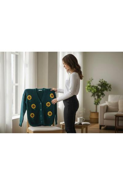 EREN STYLE Fleece-Lined Cotton Flower Motif Cardigan