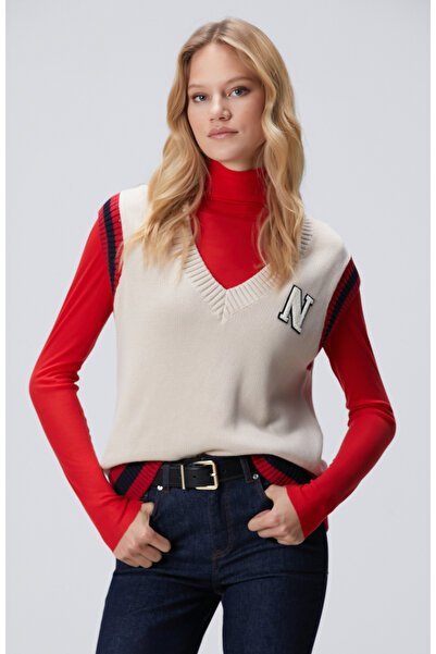 Network Açık Bej N Nakış Detaylı Süveter