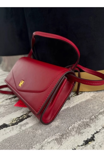 CHCHDIOSA Women's Crossbody Bag, New Small Square Bag, Flap Design, Simple and Classic Shoulder Bag