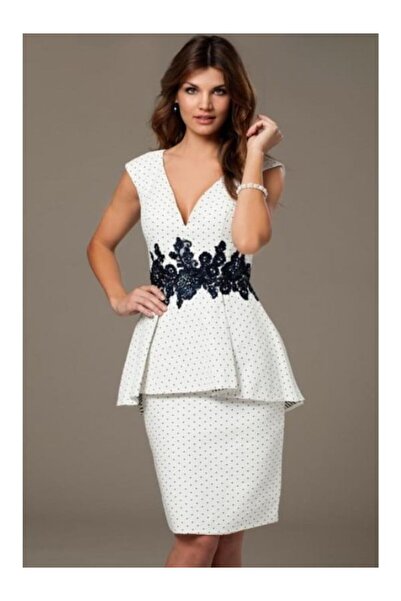 Jovani New York Rochie de ocazie alba cu buline midi mulata din crepe cu vola...