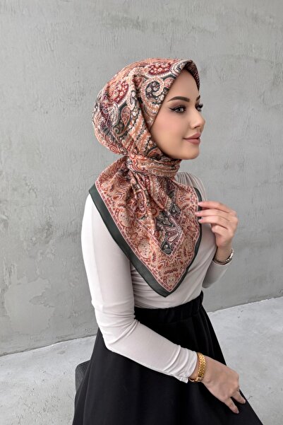 Byedauzunlar وشاح حريري من ماركة كيريت يارين بوهيم مودال