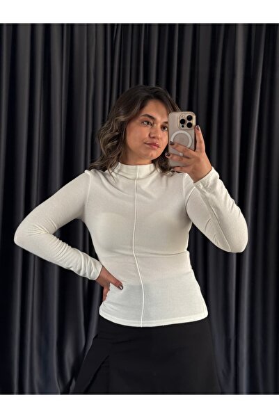 BÜŞRA PERKER Mock Neck Long Sleeve Top