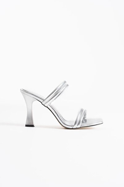 HERA SHOES Petra Women's Silver Heeled Slippers