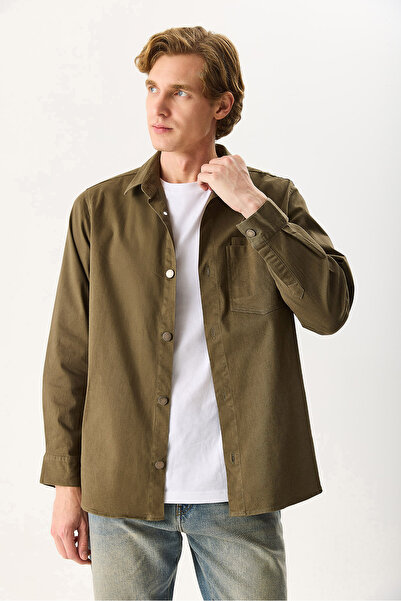 VENA Ανδρικό πουκάμισο με λεπτομέρεια τσέπης με κανονική εφαρμογή - Χακί