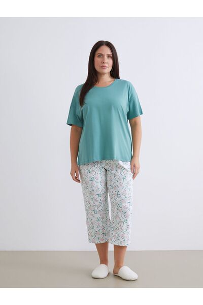 LC Waikiki Crew Neck Floral Women's Capri Pajama Set
