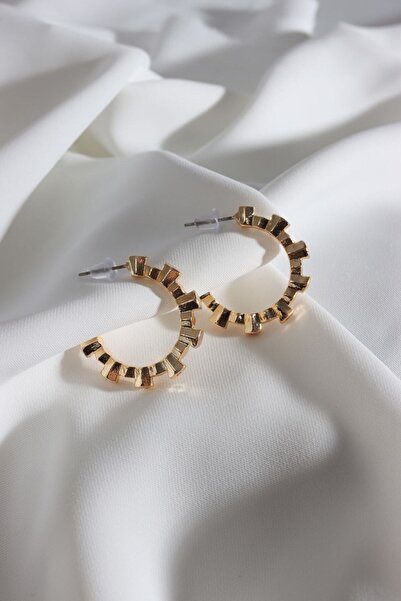 LA PERRY ACCESSORIES Vintage Gold Hoop Earrings