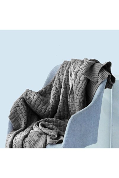 Ferrucci Ferrucci Luxury King Braided Blanket (1 piece) – Unparalleled warmth and elegance