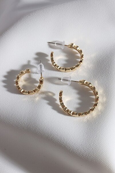 LA PERRY ACCESSORIES Women's 3-Piece Gold Hoop Earrings Set