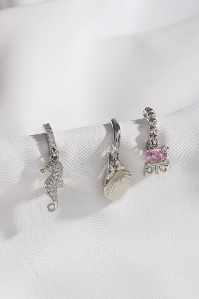LA PERRY ACCESSORIES 3-Piece Seahorse Figured Silver Earrings