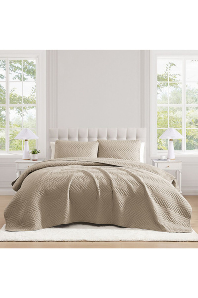 TNC 3-Piece Modern Style Premium Quality Embossed King Quilt Set