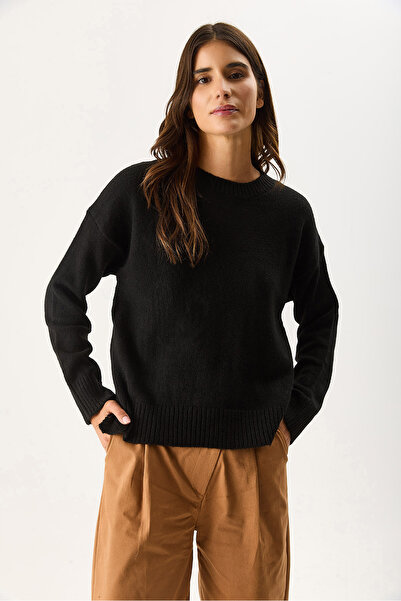 VENA Women's Anita Crew Neck Knit Sweater - Black