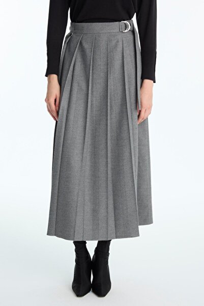 Zühre Pleated Gray Skirt with Buckle Belt Etk-0195