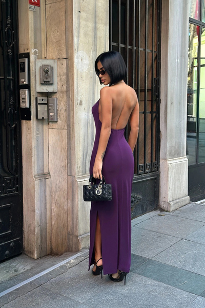 VİSKALİ Aksesuarlı Dekolte Detaylı Astarlı Maxi Boy Mürdüm Elbise