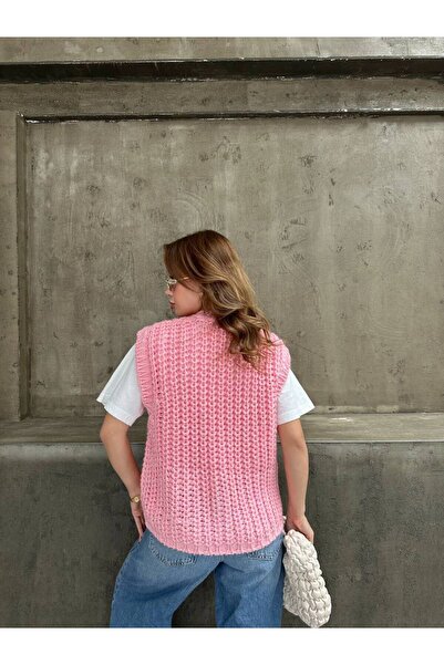 DONNA LISSA Women's Thick Knitted Big Button Pocket Detailed Oversized Knitwear Vest