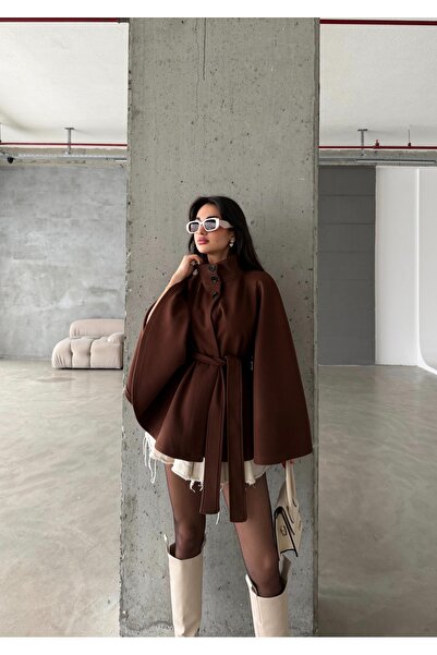 candybia Γυναικείο παλτό Poncho με λεπτομέρεια ζώνης, εισαγόμενο με κουμπιά καστανιάς, μοντέλο ψηλός λαιμός