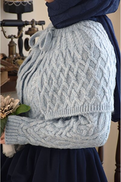 EMİNOS BUTİK Pelerinli Triko Hırka