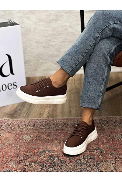 SİBA SHOES حذاء رياضي نسائي من Nava بنعل سميك باللون البني