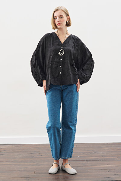 Manuka ΜΠΛΟΥΖΑ ΜΕ ΚΟΥΜΠΙΑ ΛΙΝΑ ΜΑΥΡΗ