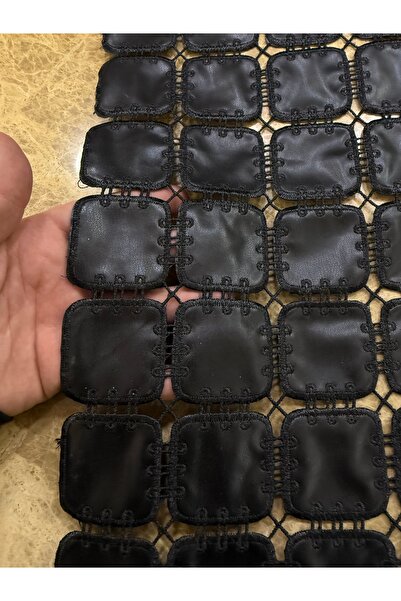 METERİAL Black Square Patterned Handcrafted Look Lace Fabric 135 cm – Stylish and Modern Evening Dress Fabric