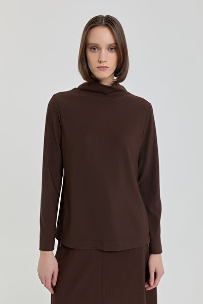Nihan Dik Yaka Basic Örme Bluz Kahve
