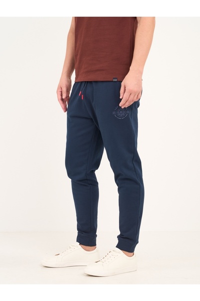 Lee Cooper Men's long sports pants in uniform color with logo details