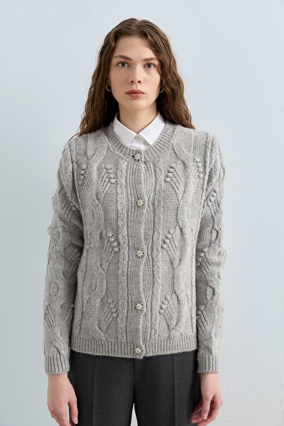 Nihan Taş Düğmeli Saç Örgülü Triko Hırka Gri