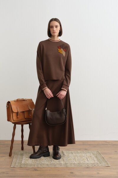 Nihan Nakış Detaylı Örme Etek Bluz Takım Kahve