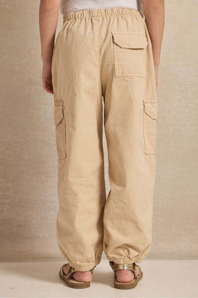 REDTAG Girls Beige Solid Cargo Trousers