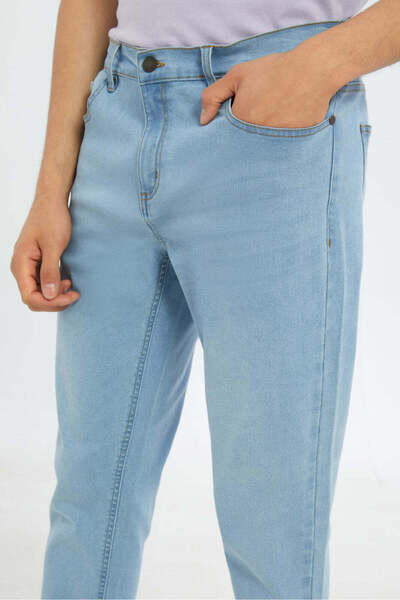 REDTAG Men Blue 5-Pockets Slim Fit Jean
