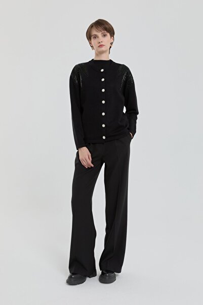 Nihan Omuzları Taşlı Kısa Triko Hırka Siyah