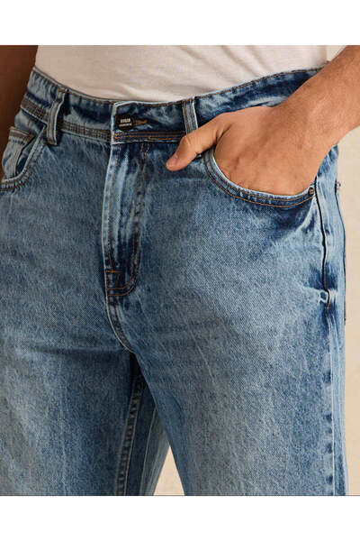 REDTAG Men Blue Straight Fit Denim Jeans